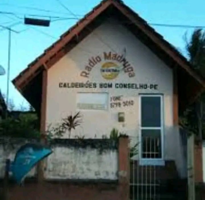 predio radio madruga1