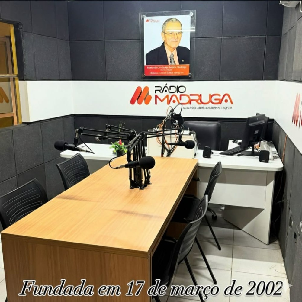 studio radio madruga
